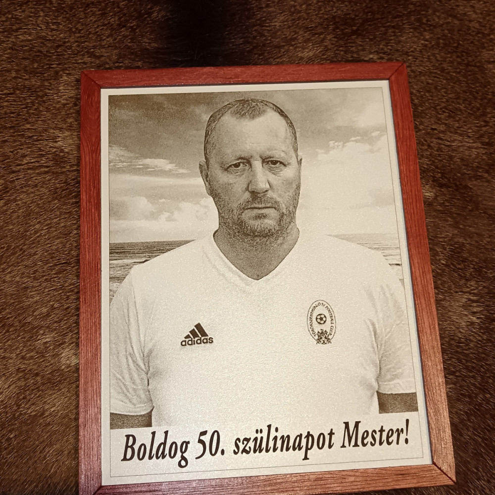 Gravírozott fényképek saját képpel