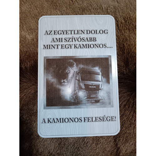 A kamionos felesége tábla